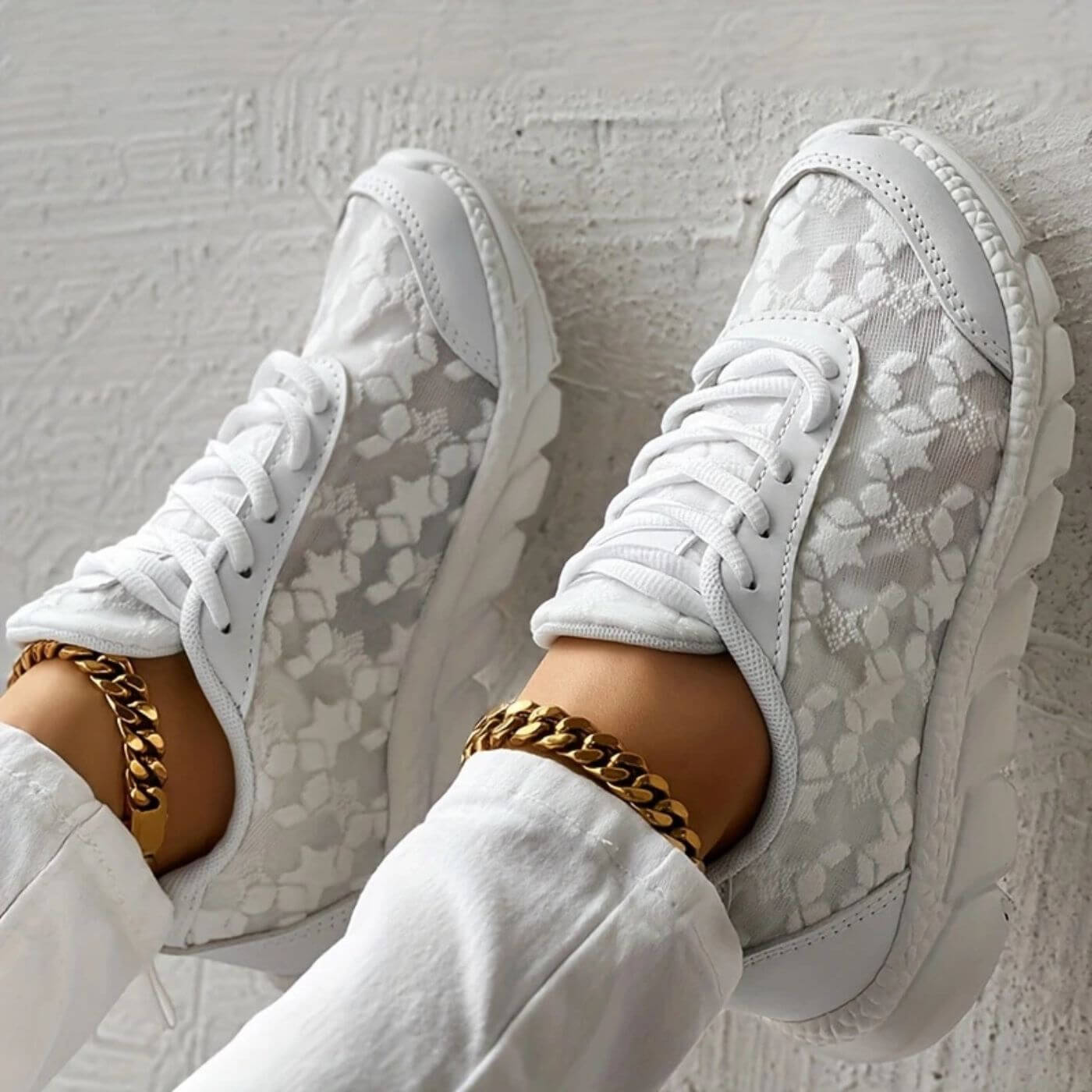Breathable Orthopedic Sneakers – Elevated Everyday Comfort for Travel and Long City Walks