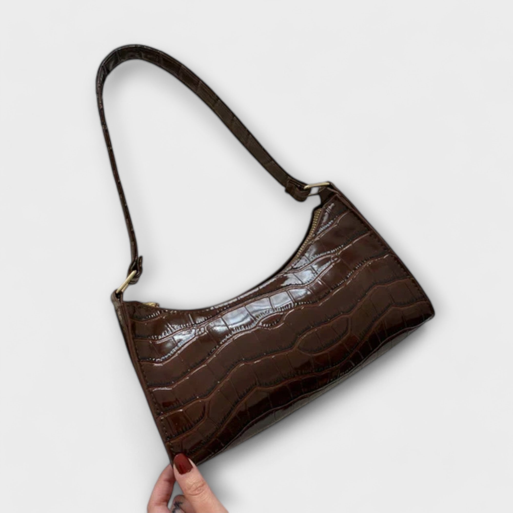 Ariana | Women’s Iconic Classic Shoulder Bag